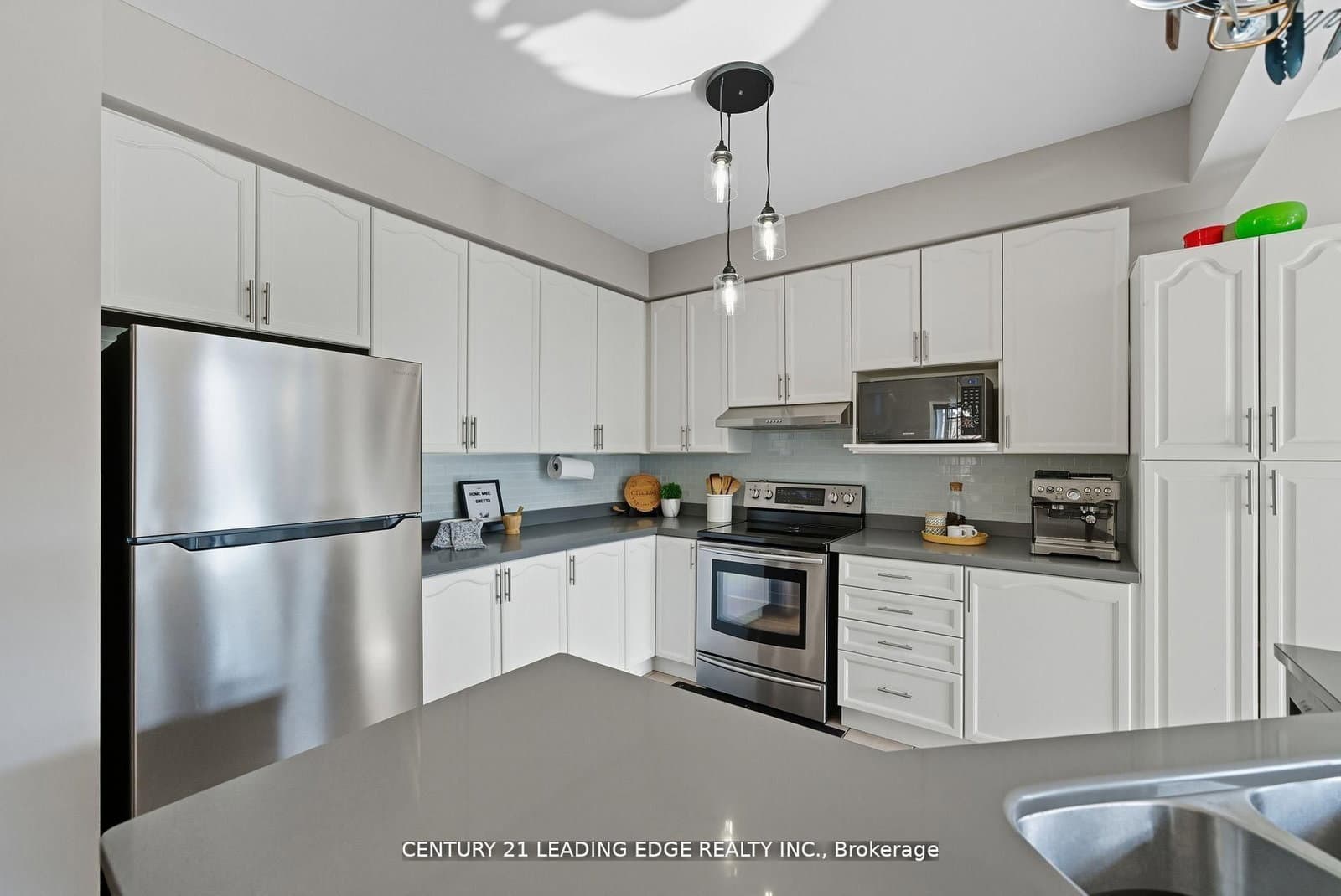 91 Tallships Dr, Whitby - Photo 17 of 40