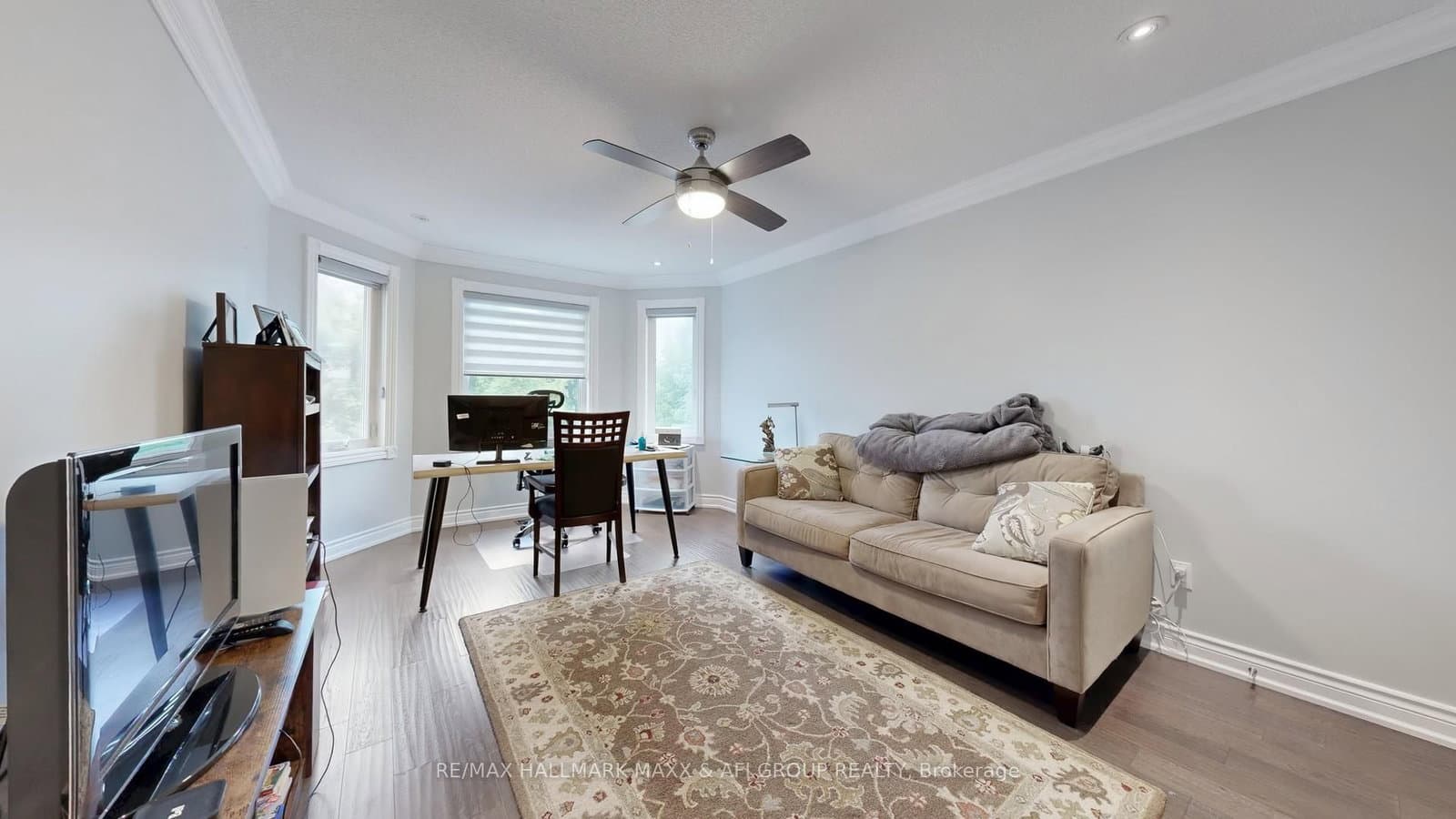 94 Corner Ridge Rd, Aurora - Photo 20 of 40