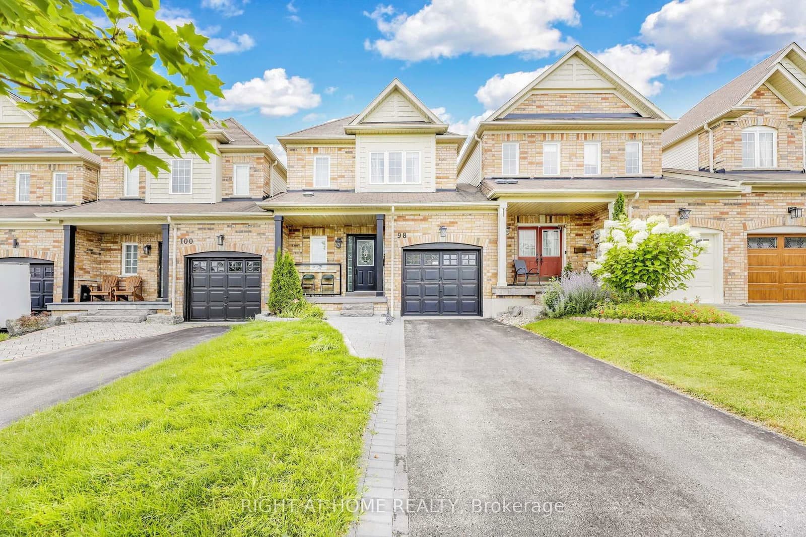 98 Bagnell Cres, Bowmanville