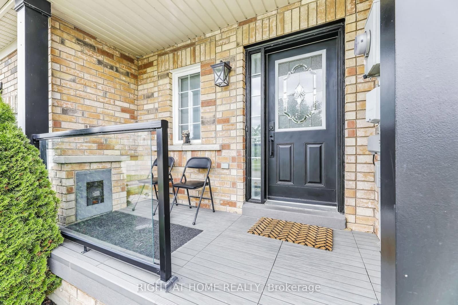 98 Bagnell Cres, Bowmanville - Photo 5 of 40
