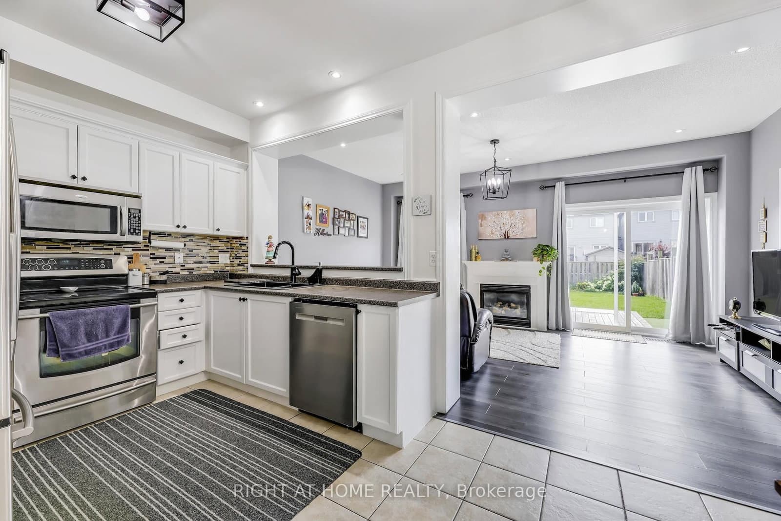 98 Bagnell Cres, Bowmanville - Photo 12 of 40