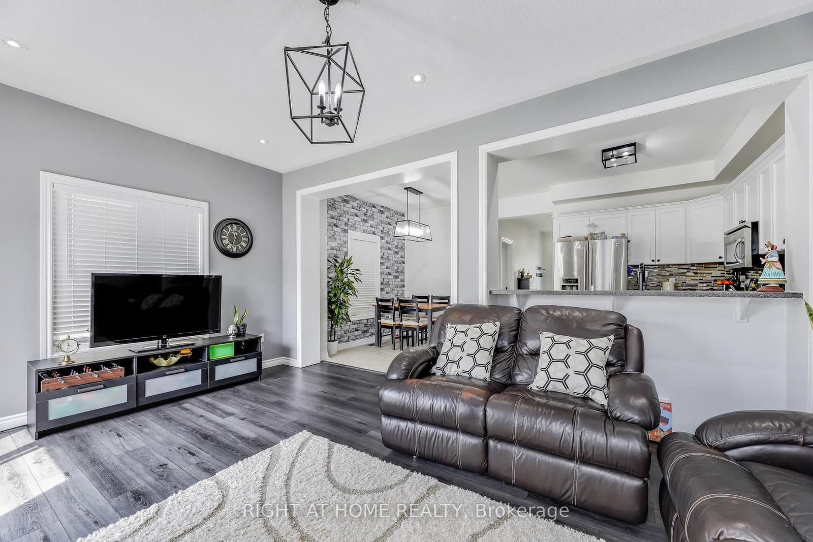 98 Bagnell Cres, Bowmanville - Photo 15 of 40