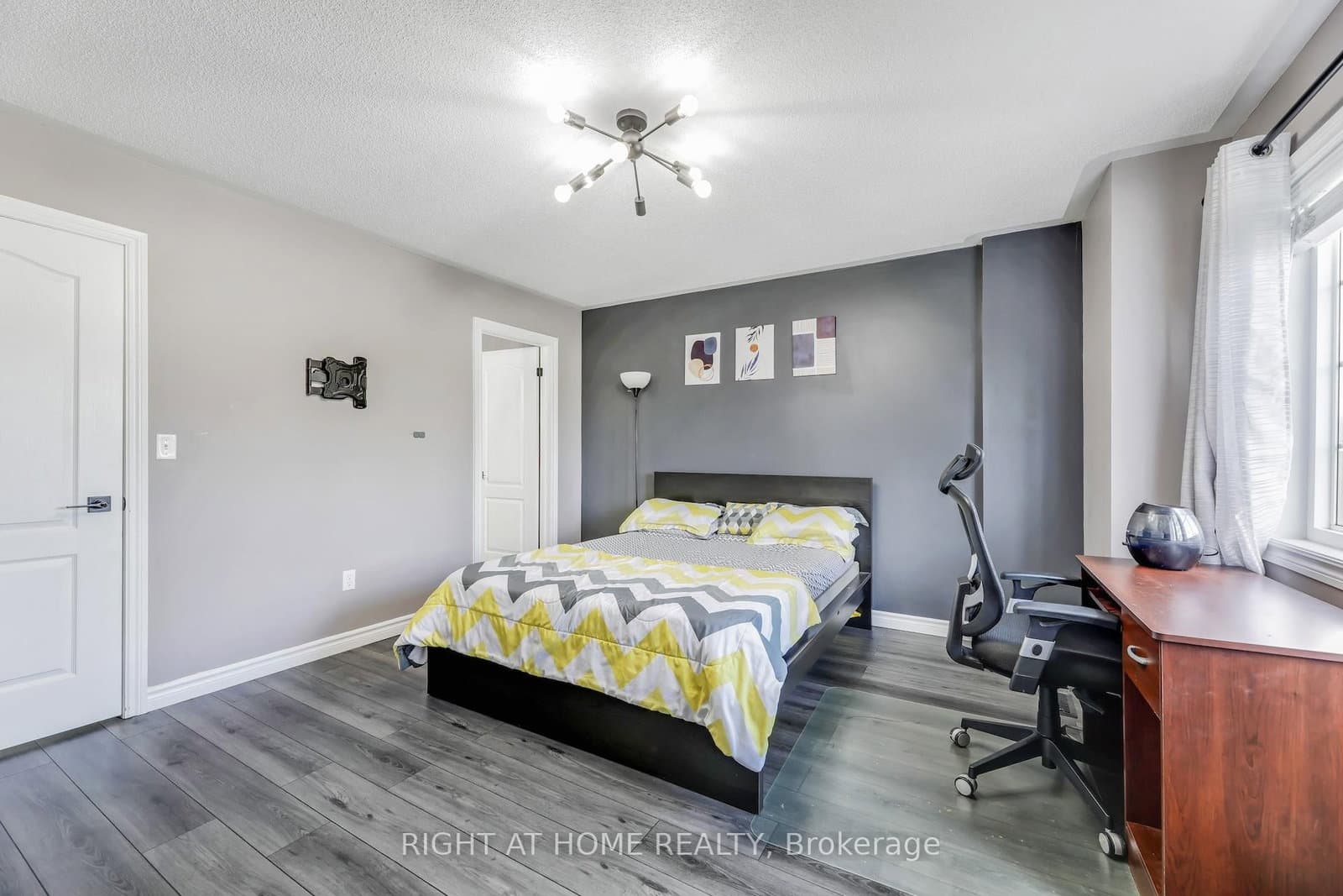 98 Bagnell Cres, Bowmanville - Photo 17 of 40