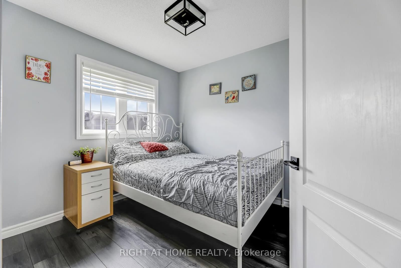 98 Bagnell Cres, Bowmanville - Photo 26 of 40