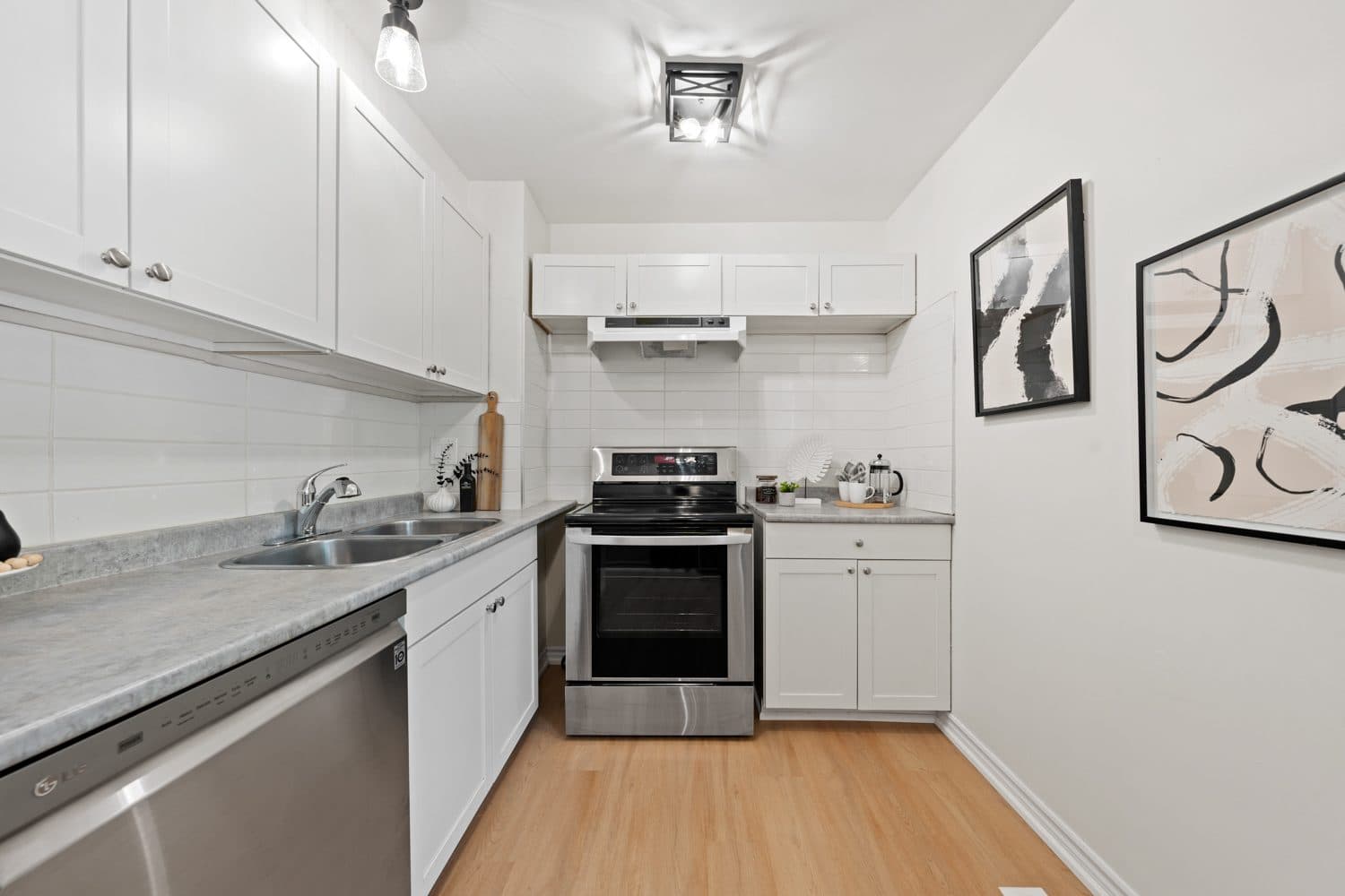 10-105 Dovedale Dr, Whitby, after renovation