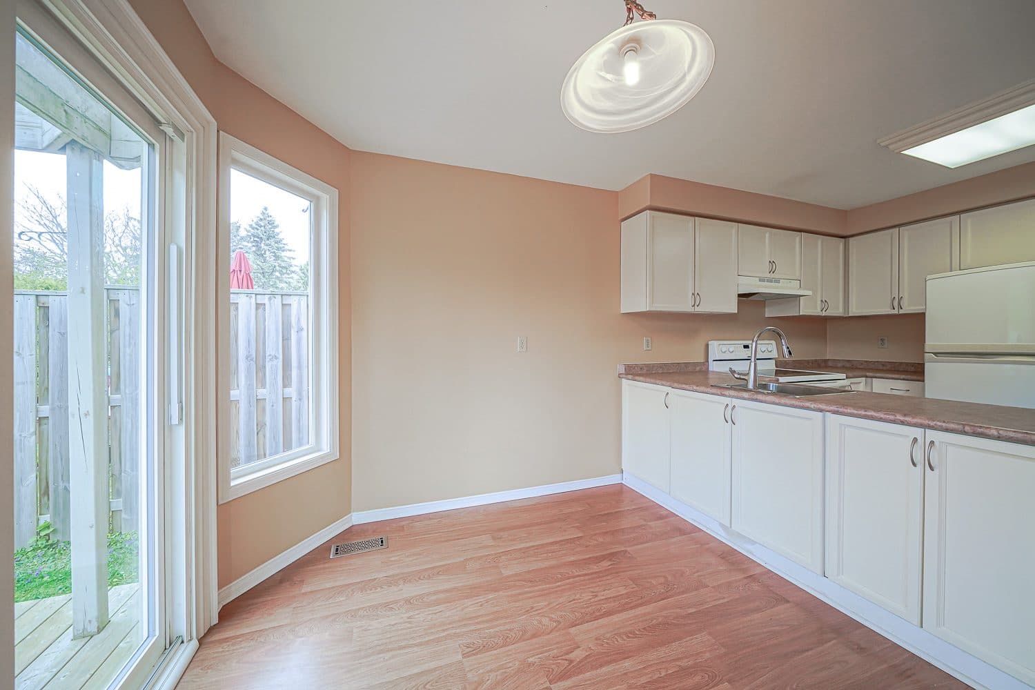 58 Parklawn Dr, Courtice, after renovation
