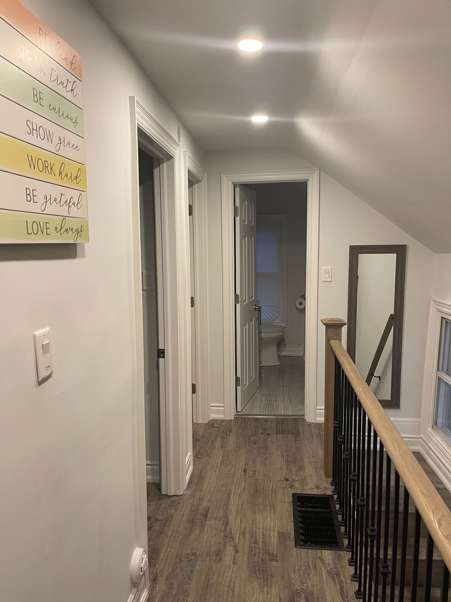 123 Banting Ave, Oshawa - Photo 2 of 12