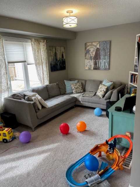 35 Carey Lane, Bowmanville - Photo 10 of 13