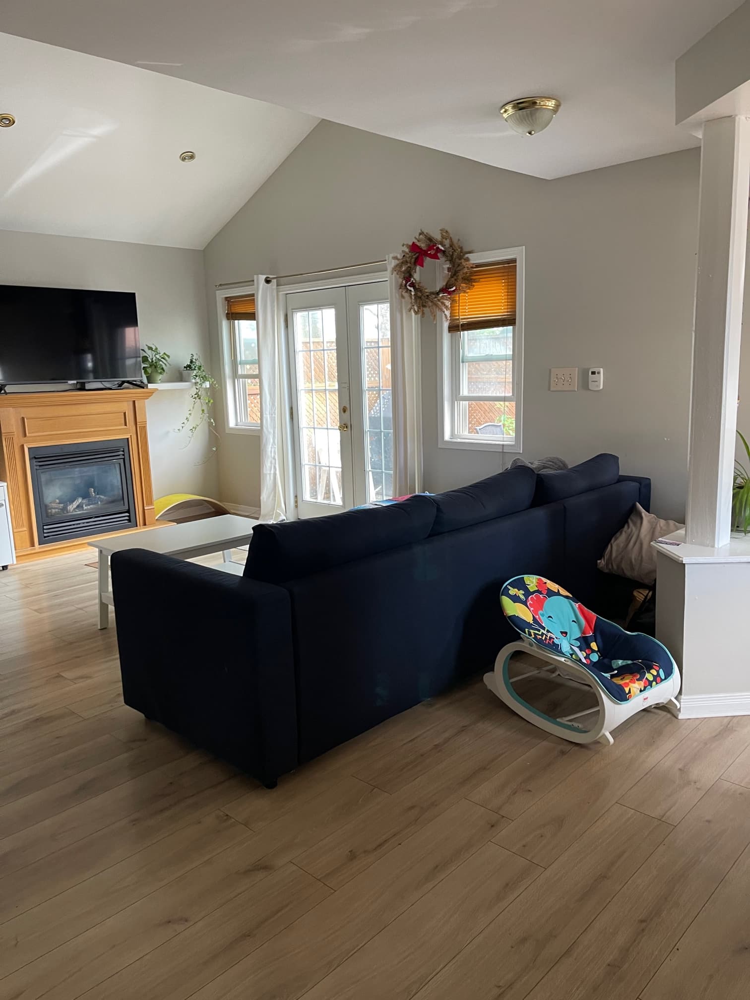 44 Eastlawn St, Oshawa - Photo 5 of 10