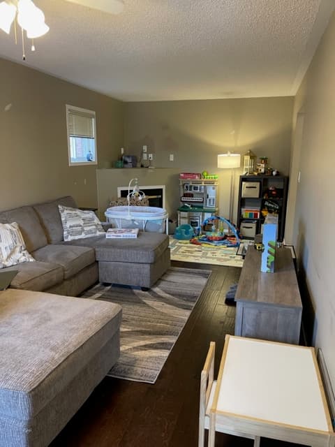 54 Marchwood Cres, Bowmanville - Photo 8 of 13