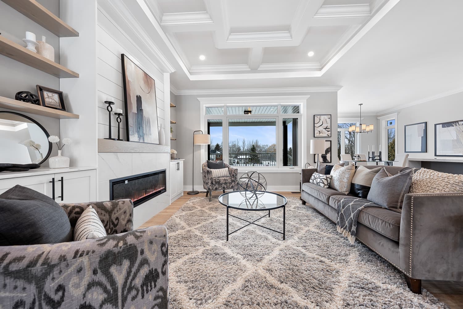 After renovation : Open Concept Living