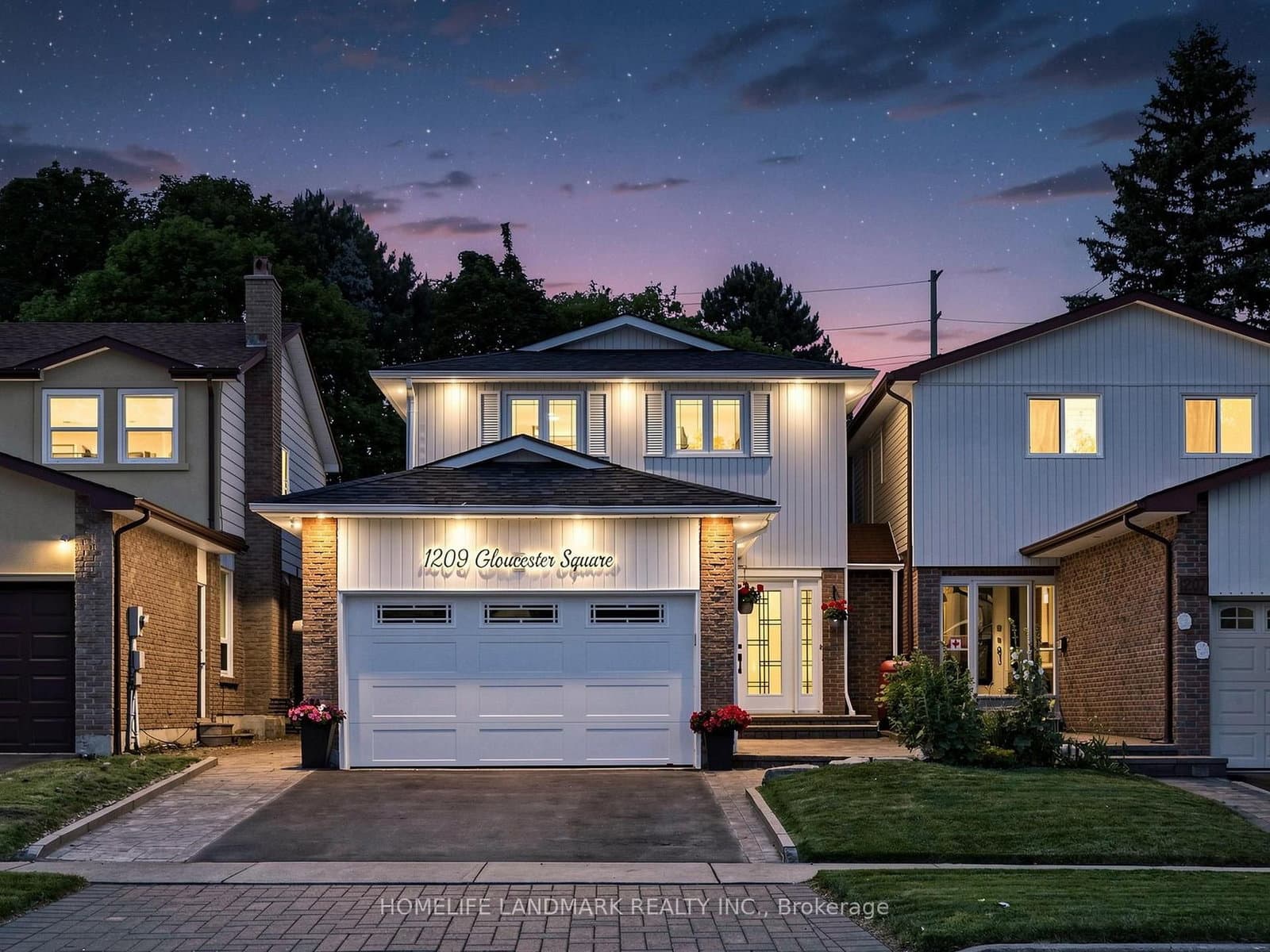 4-bedroom Link at 1209 Gloucester Square