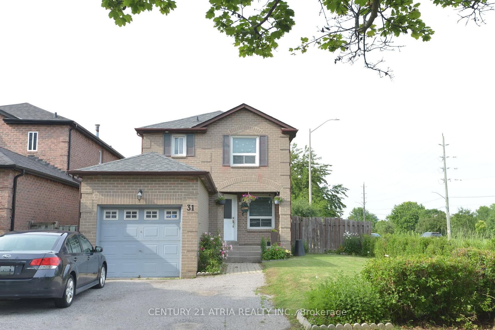 3-bedroom Detached at 31 Carnelly Crescent