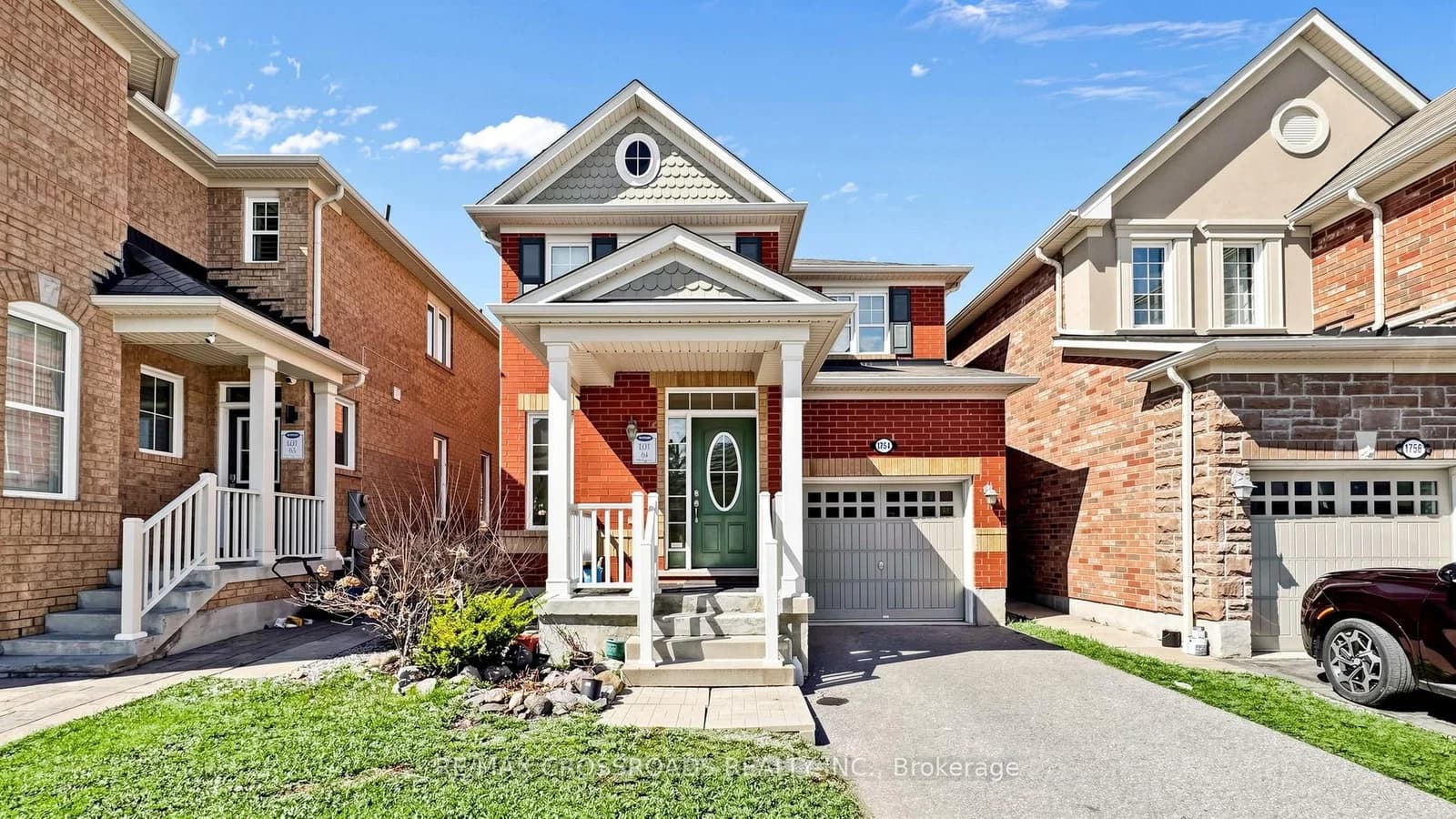 3-bedroom Detached at 1754 Hayden Lane