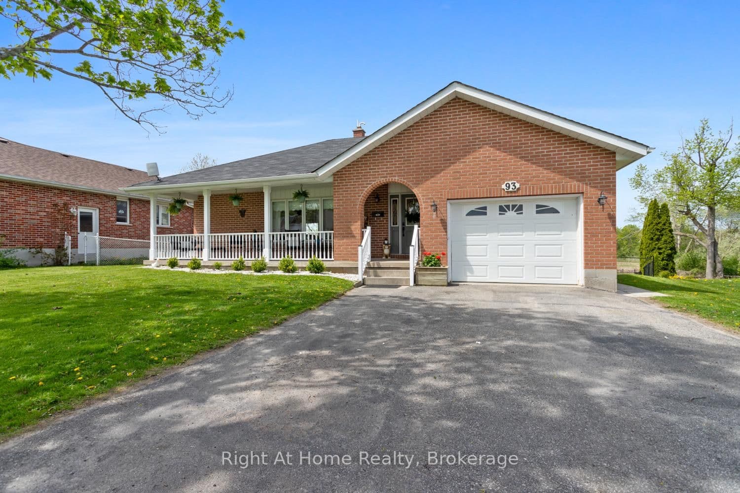 3-bedroom Detached at 93 Riverlea Road